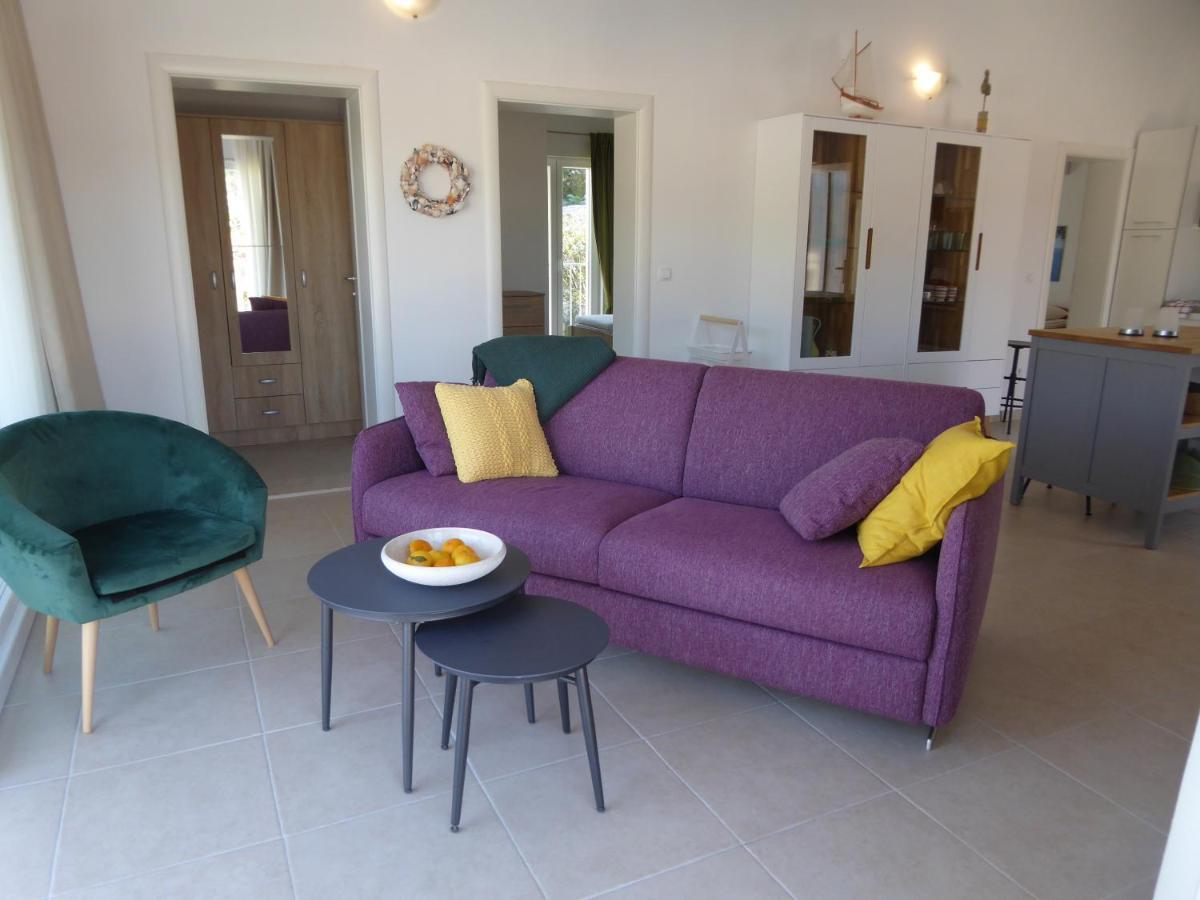 Villa More Pucisca Ngoại thất bức ảnh